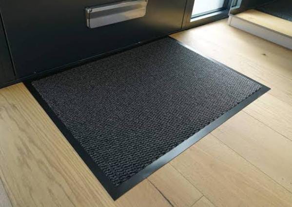 Main Door Entrance, Grass Mat (2.23x1.5 ft)