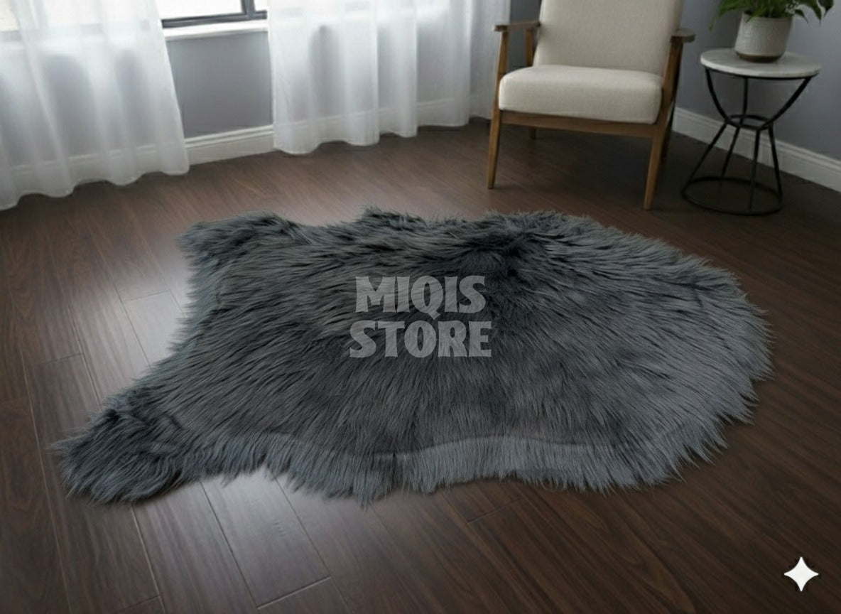 Luxury Soft Faux Sheepskin Rug/Centerpiece 3x2 Ft