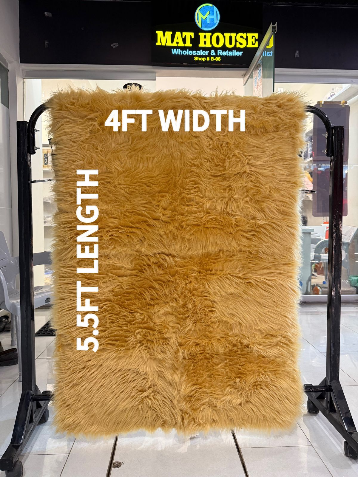 Sheep Fur Rug/Centerpiece 5.5x4 Ft