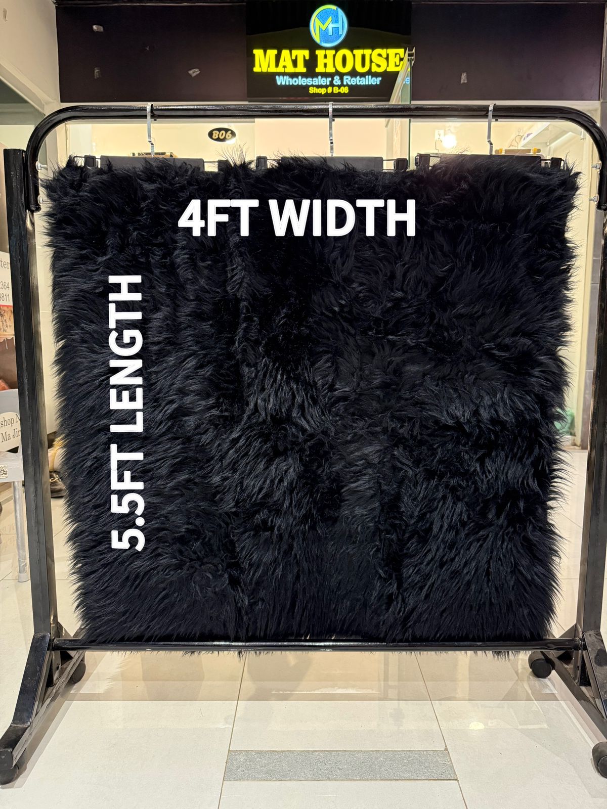 Sheep Fur Rug/Centerpiece 5.5x4 Ft