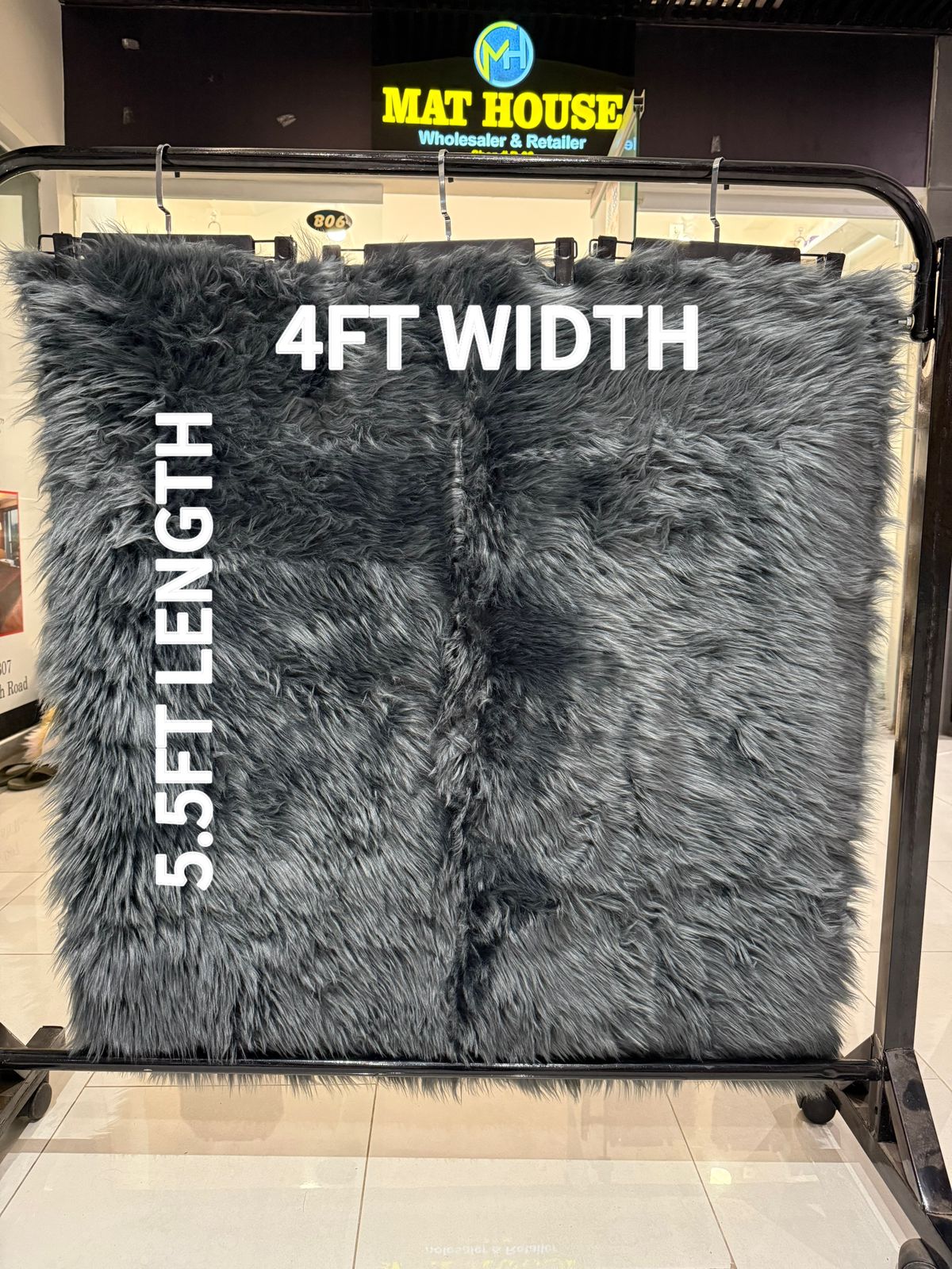 Sheep Fur Rug/Centerpiece 5.5x4 Ft