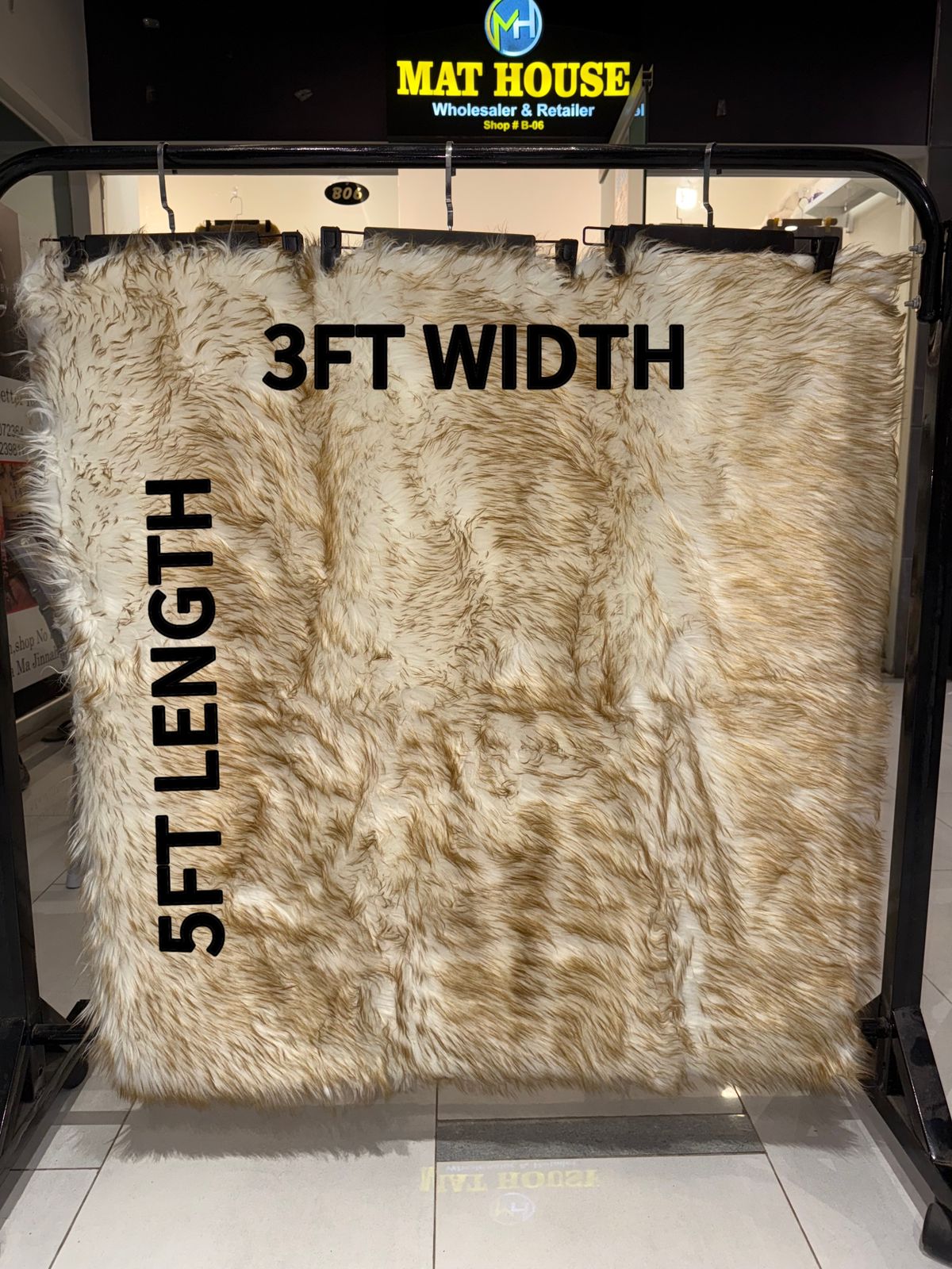 Sheep Fur Rug/Centerpiece 5x3 Ft