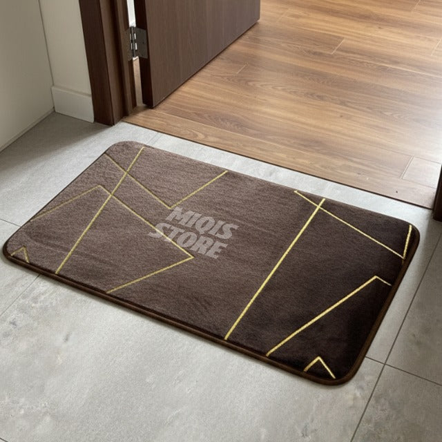 Luxurious Comfort Gold Stripe Faux Rabbit Fur Mat (Medium Brown)