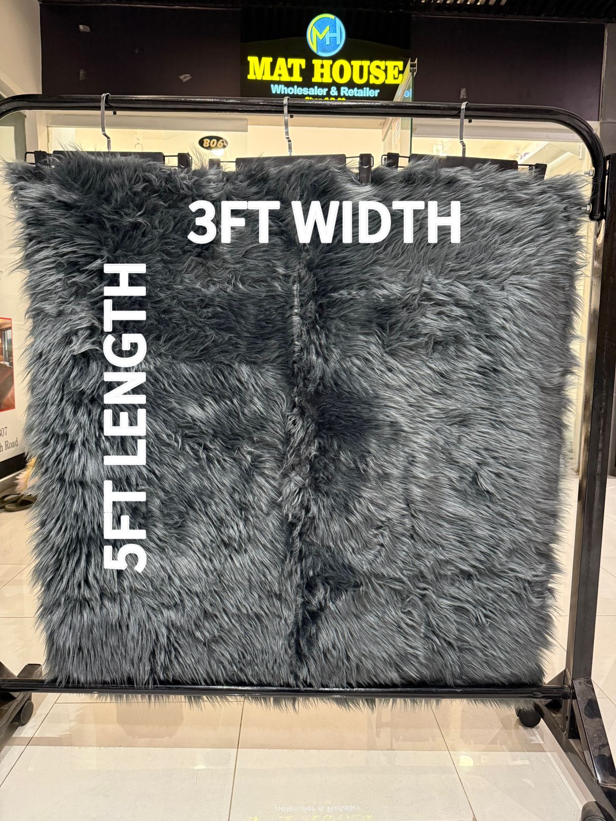Sheep Fur Rug/Centerpiece 5x3 Ft