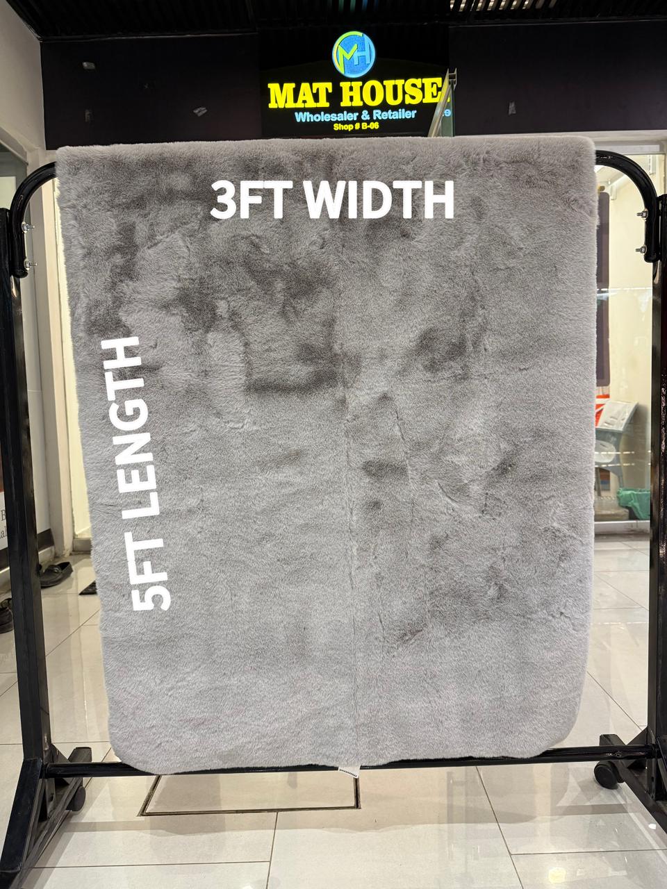 Rabbit Fur Rug/Centerpiece 5x3Ft
