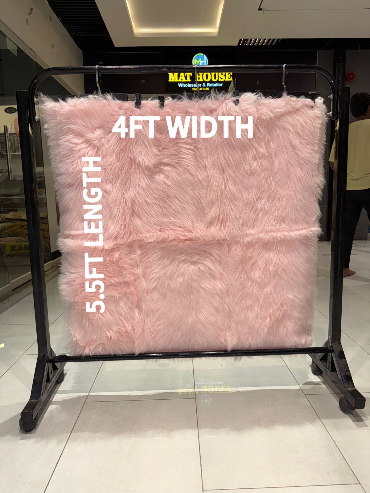 Sheep Fur Rug/Centerpiece 5.5x4 Ft