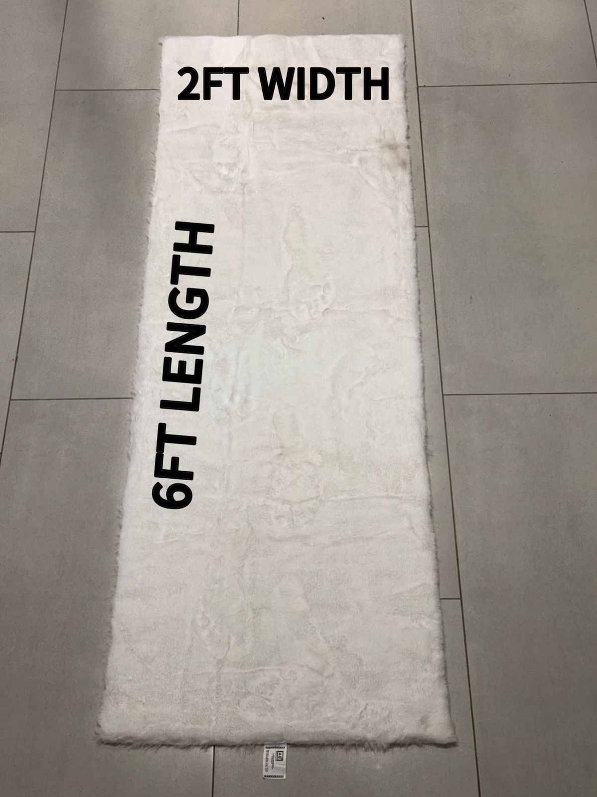 Rabbit Fur Runner 6x2 Ft